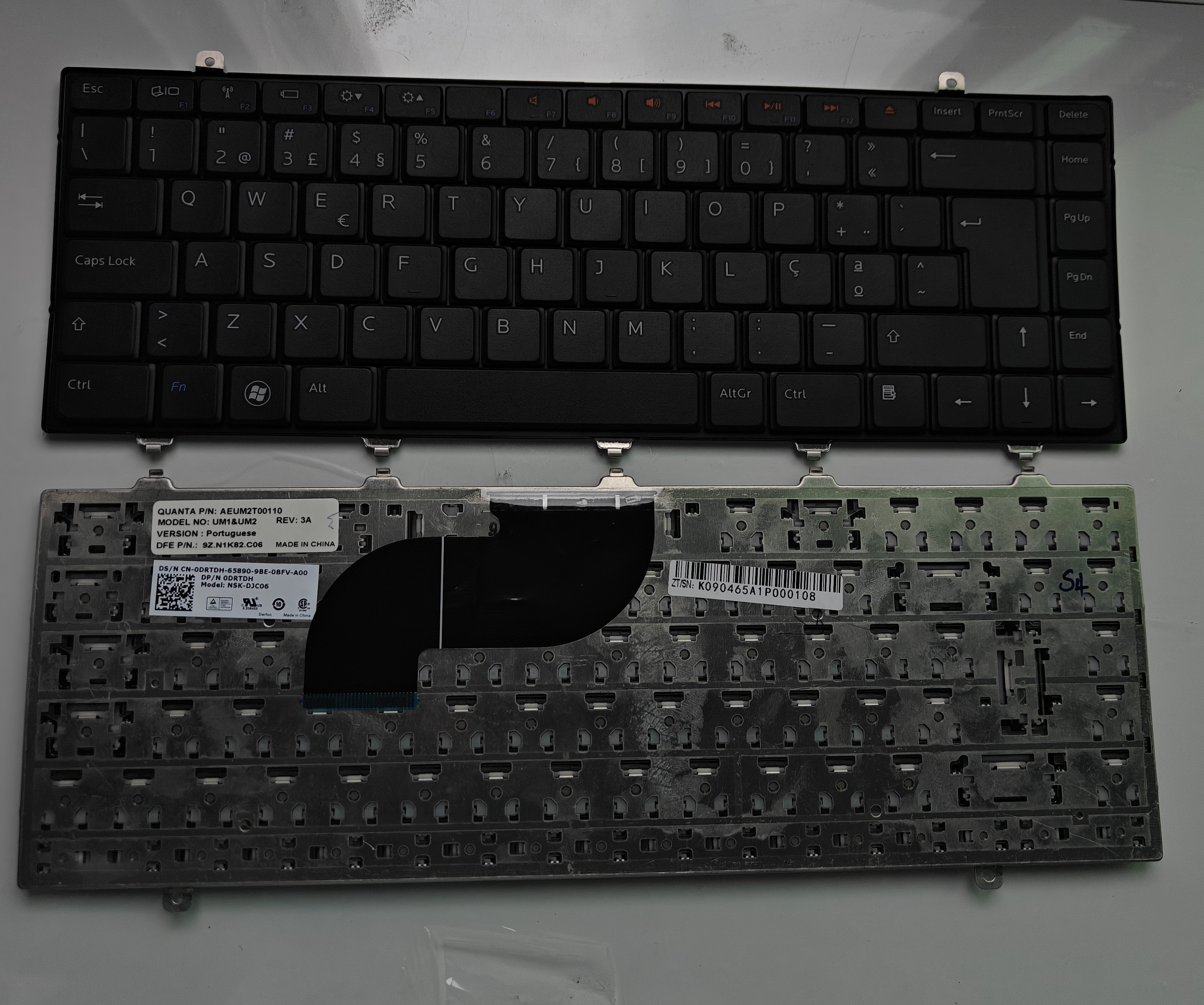 Picture of Laptop Portuguese Keyboard forNew Replacement Laptop Keyboard For DELL 15Z/1570/P04G BLACK PO Layout